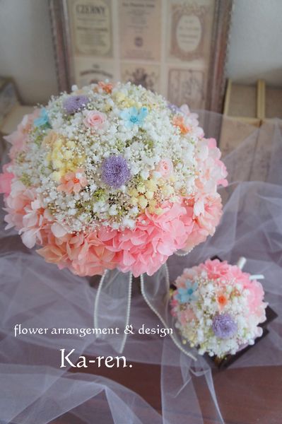 ウェディングブーケ かすみ草とあじさい 小花の春色クラッチブーケ Flower Arrangement Design Ka Ren